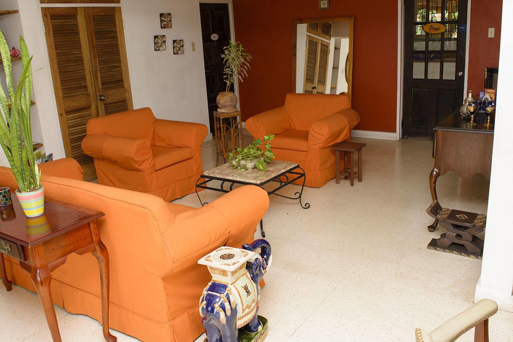 Mynt Retreat Bed & Breakfast Montego Bay Luaran gambar